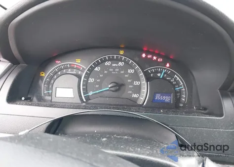 2012 Toyota Camry Le z USA, uszkodzony, nr VIN 4T1BF1FK4CU077338